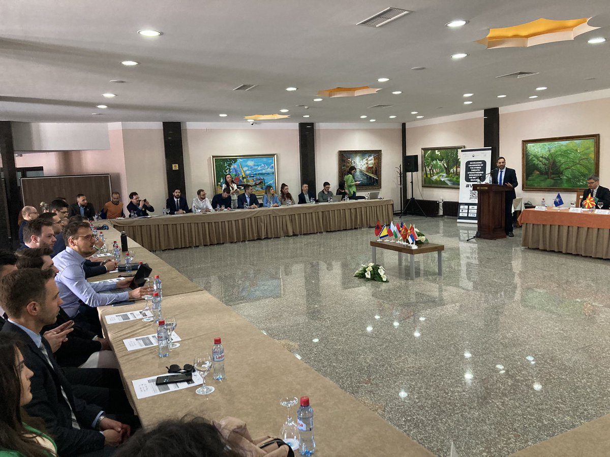 JanCingel's tweet photo. Our joint regional workshop on strengthening the resilience of #WesterBalkans against hybrid threats starts today in #Ohrid 🇲🇰 Opening by @SlavjankaPetrov of MoD🇲🇰 &amp; @iDjugumanov. Event organised in coop w/ @ATA_Macedonia with support of @VisegradFund https://t.co/SlIwCOxjj9