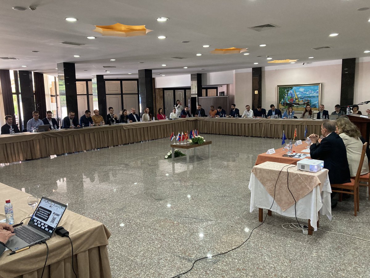JanCingel's tweet photo. Our joint regional workshop on strengthening the resilience of #WesterBalkans against hybrid threats starts today in #Ohrid 🇲🇰 Opening by @SlavjankaPetrov of MoD🇲🇰 &amp; @iDjugumanov. Event organised in coop w/ @ATA_Macedonia with support of @VisegradFund https://t.co/SlIwCOxjj9