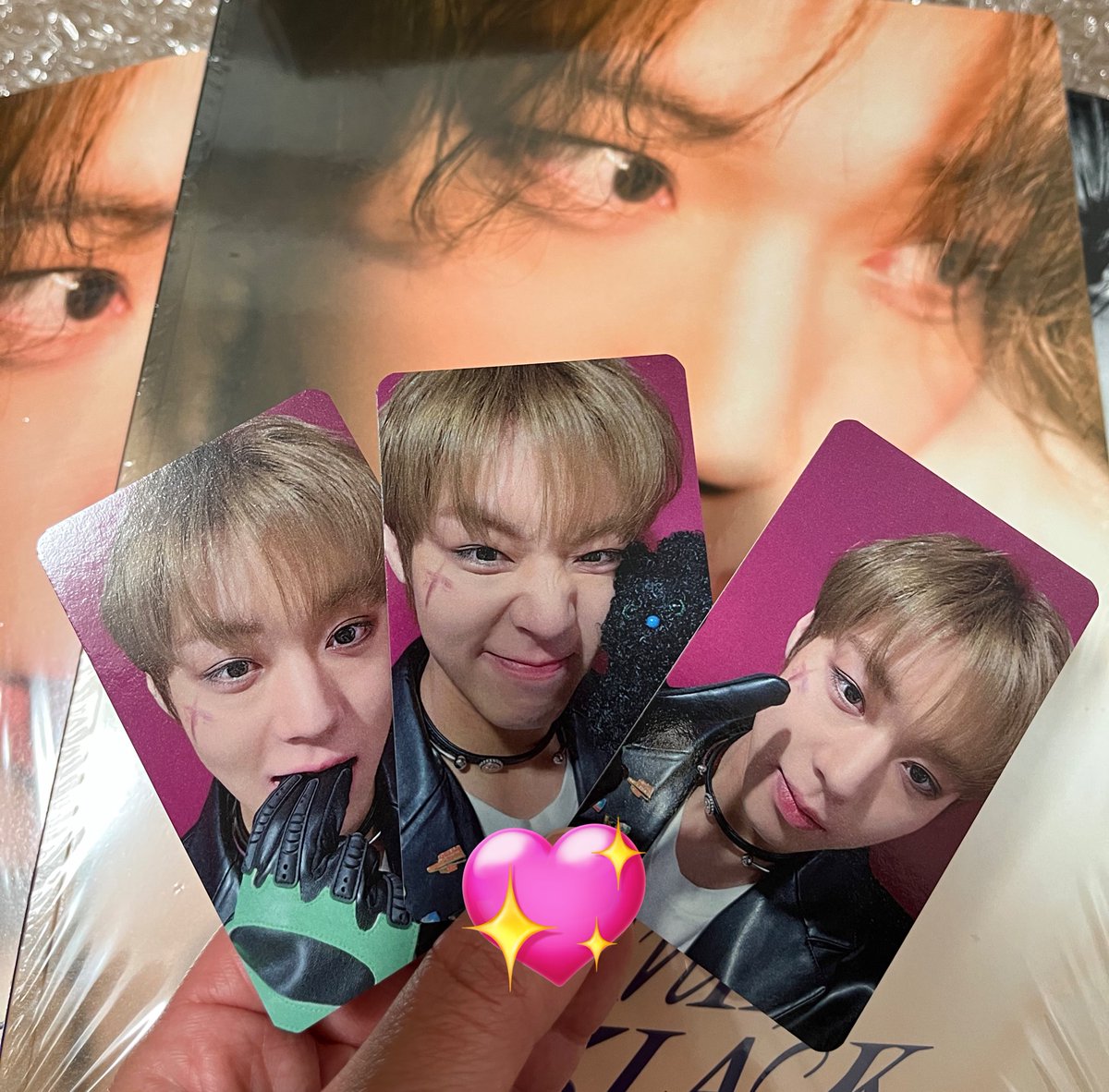 hoonie529may17's tweet photo. めちゃめちゃ欲しかったジフンちゃんトレカが届いた！！💖💖
特に真ん中可愛すぎ🥹
#パクジフン #BlankEffect https://t.co/iJu4euaNan