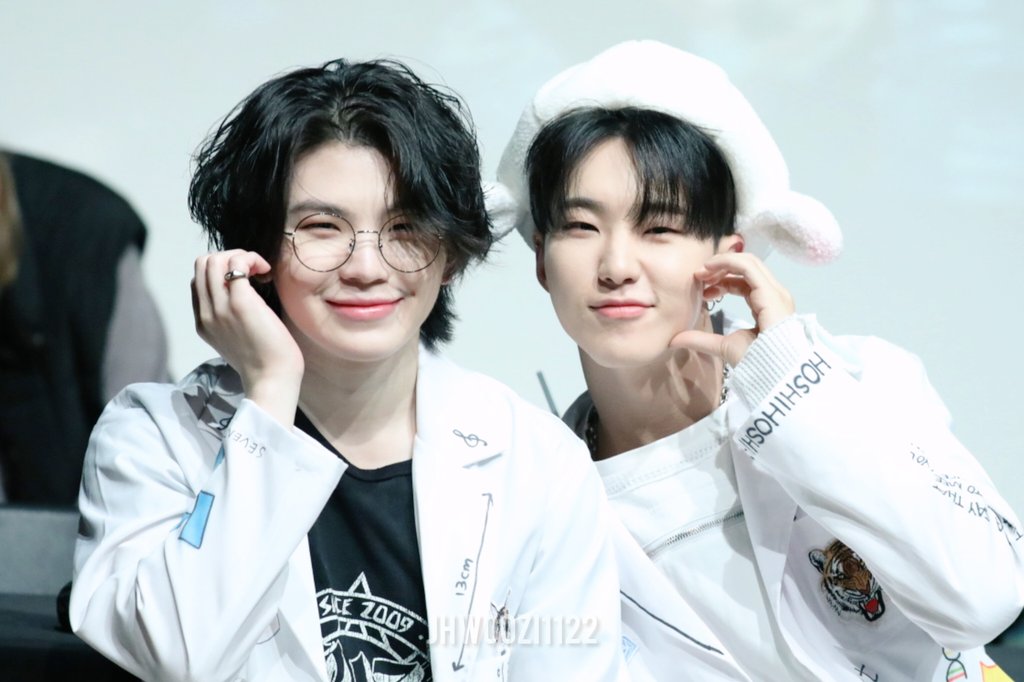 230506 조은뮤직 팬싸 우지 호시 프리뷰

우아우아우아해 🐱🐯💓💓

#WOOZI #HOSHI 
#SEVENTEEN