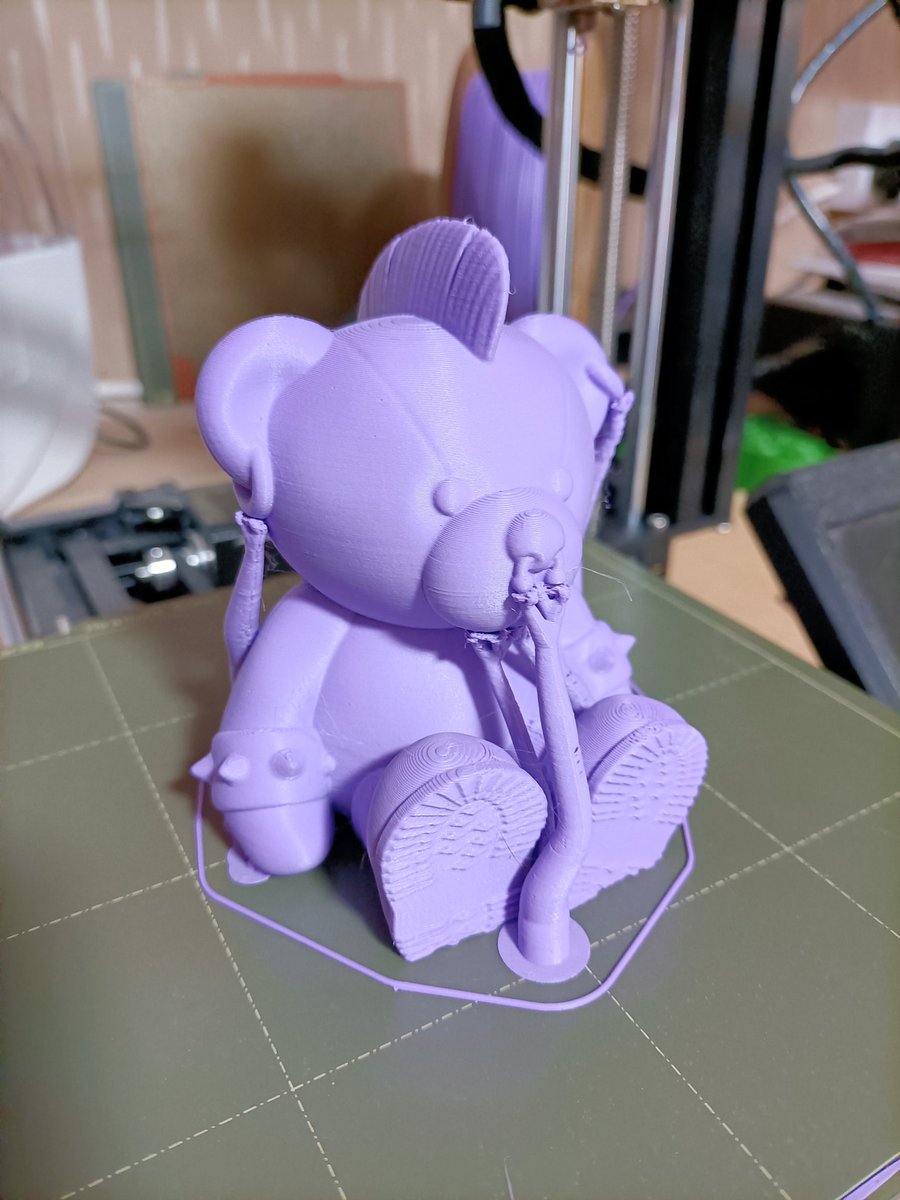 Bugman_140's tweet image. Just tested the next Bear and he came out great. 
I love this @Polymaker_3D #PolyTerra 😍 it gives such a beautiful finish.
Please say hi to Sid Bear, 🐻
I will post him online later