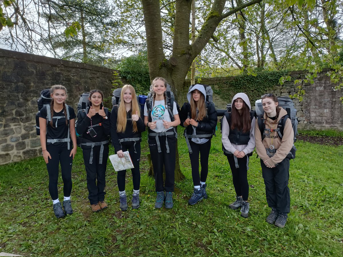 Newbold_DofE's tweet photo. All 6 groups have successfully set off on Day 1! @OutwoodNewbold https://t.co/TyezHX6kzI