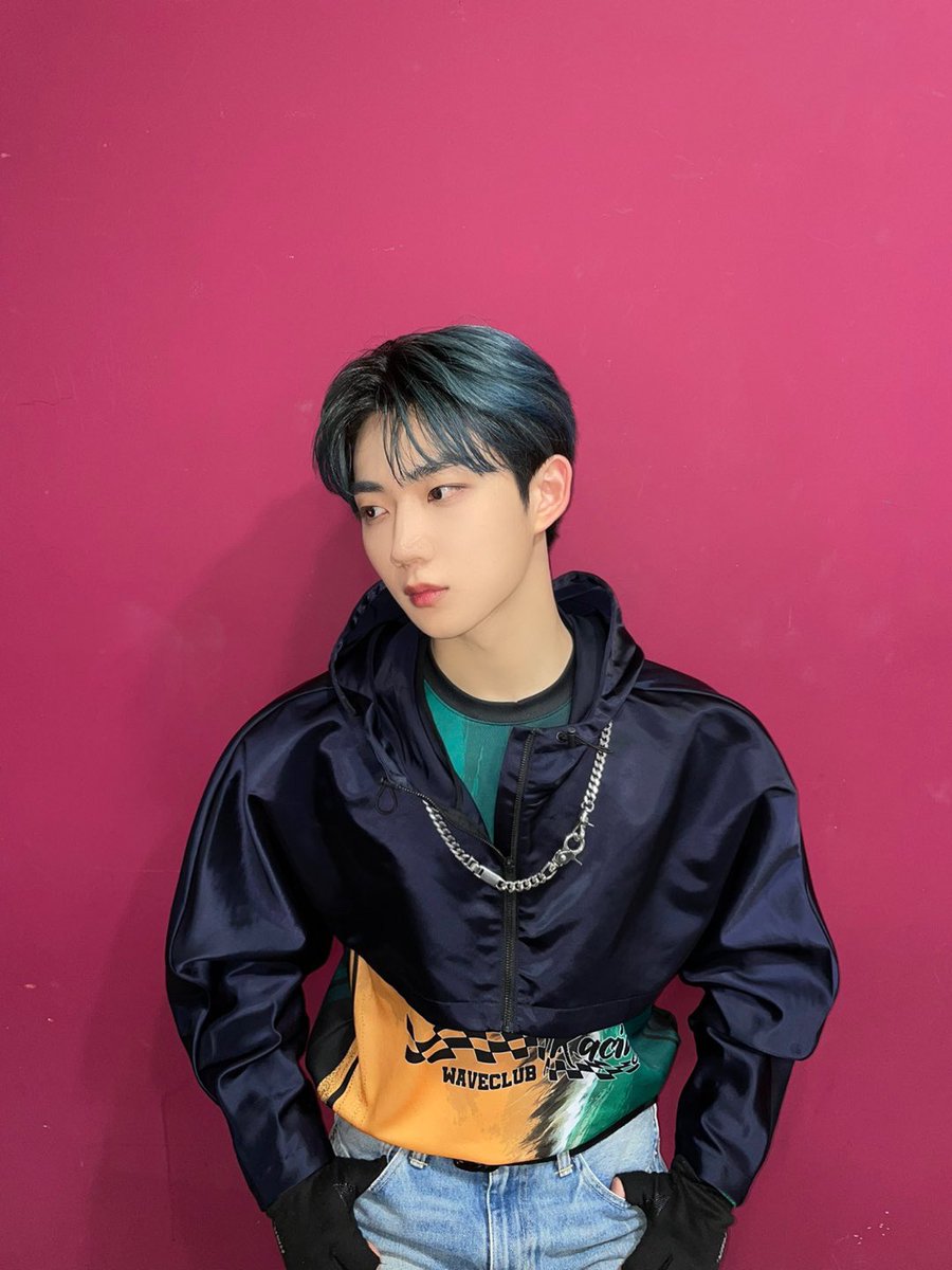 TPST_twt's tweet photo. [#형섭] 빠지지 않는 빨간벽🔥
오늘도 고마워요 iE🩵 https://t.co/4fzgpmewS7