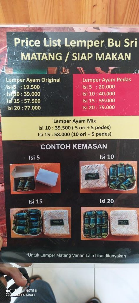 Ark_ei's tweet photo. Lemper Bu Sri Alternatif oleh2 jogja #yogyakarta #oleholeh #lemper #lemperbusri #oleholehjogja https://t.co/rSSSW4x33g