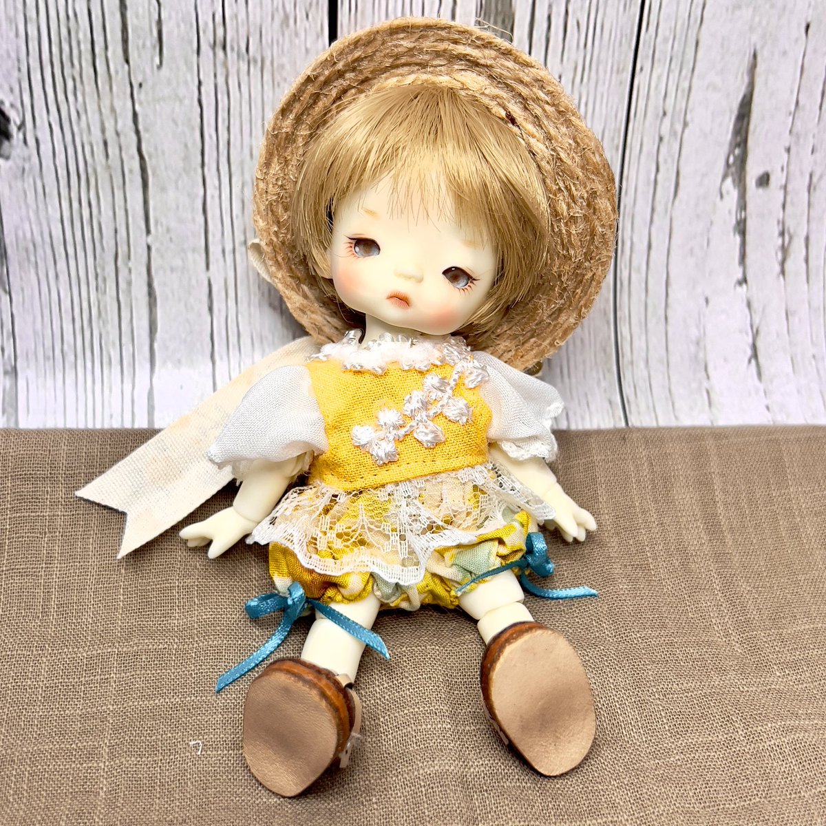 Plus1doll's tweet photo. ウチのImda最大と最小✨
4.3とTimpをお揃な感じで作りました😊
急に小さいからね、感覚鈍ってて丸1日かかったよ🤣
#Imda #Imda43 #ImdaTimp #Imda服 #ドール服 #ドール服オーダー https://t.co/WaWMH25ab3