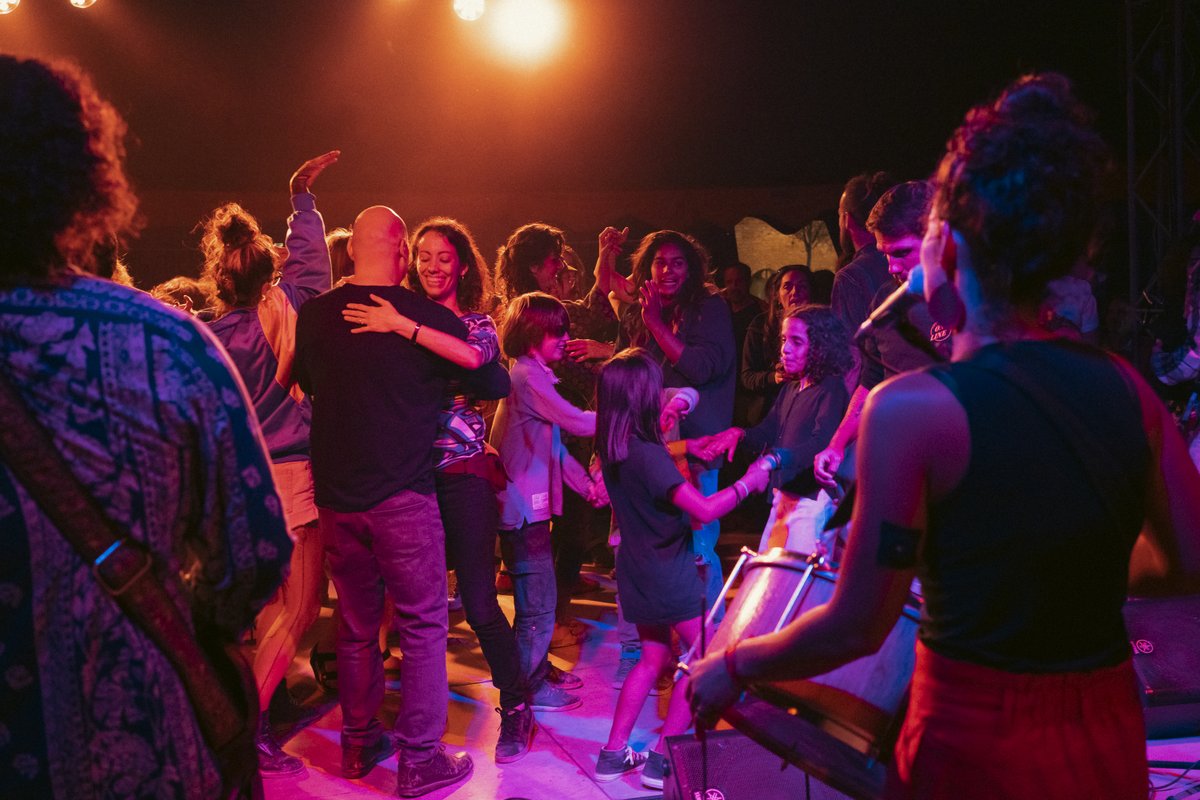 circaire tweet media