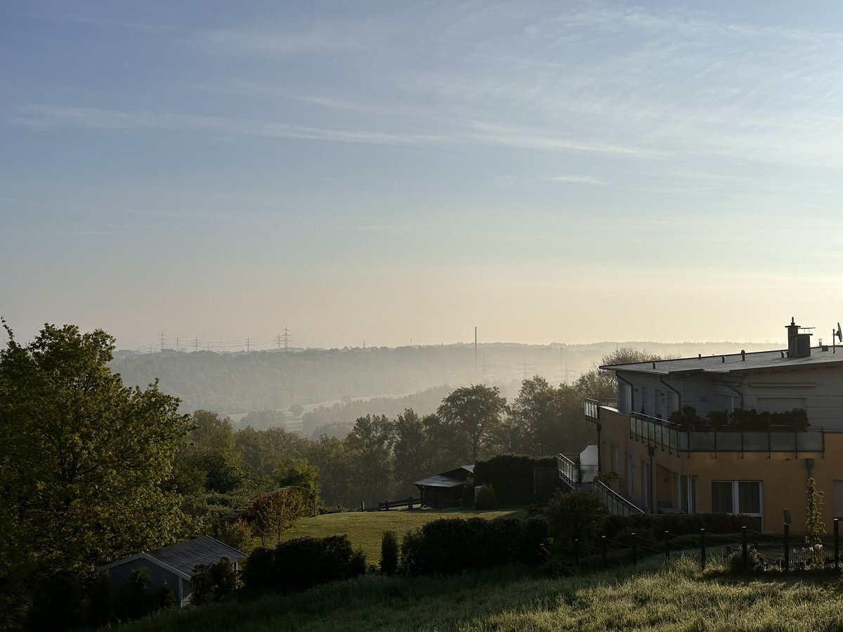 GoodnightBond's tweet photo. Morning dust @Essen_Ruhr - einfach traumhaft schön 😍
@WildRuhr @das_Ruhrgebiet @WahlheimatRuhr https://t.co/cmCBRrm0cw