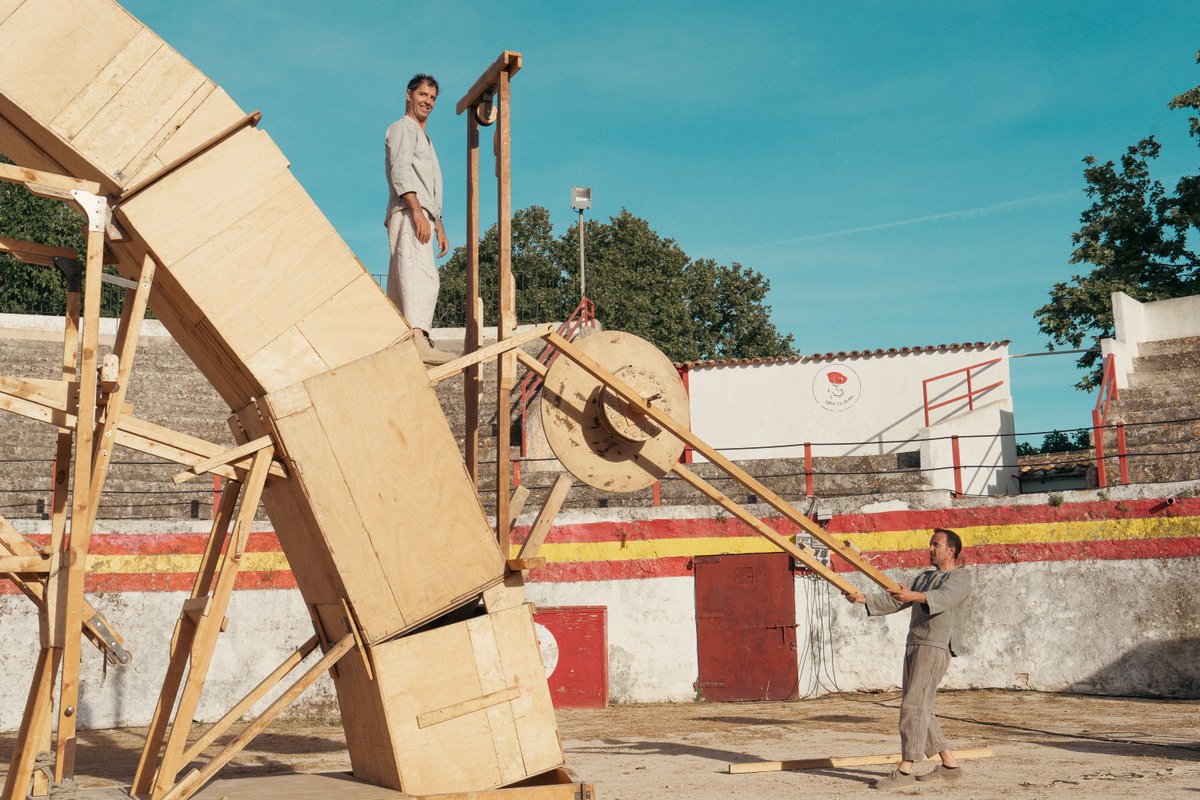 circaire tweet media