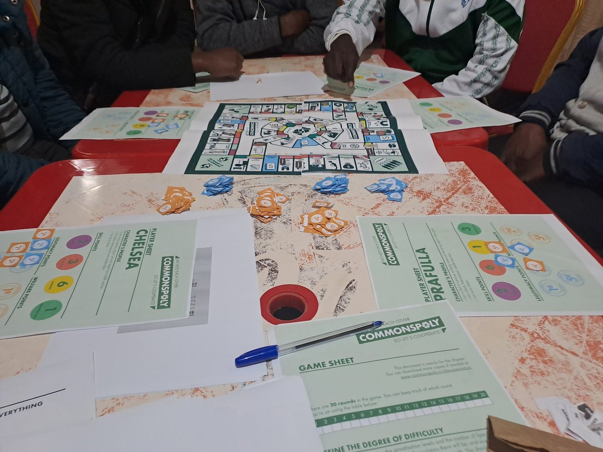 njombeclimate's tweet photo. @commonspoly board game 🎲 night with secondary school teachers 

"Turning private #resources into #commons " 🌿☘️🌱

🤑The speculator won, not the next time 🤡 https://t.co/Iz08VNYawo