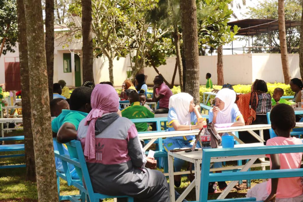 Akagera International School tweet media