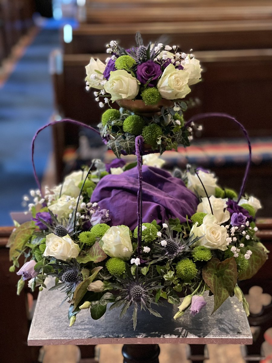 Elinor Perry tweet media