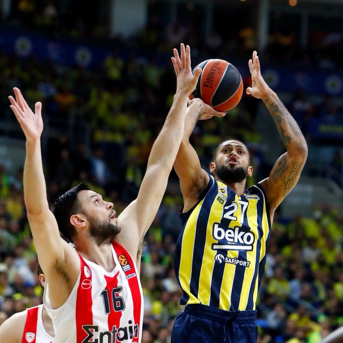 🏆 EuroLeague - Çeyrek Final

Fenerbahçe Beko 73-69 Olympiacos

📌 Fenerbahçe Beko, seride durumu 2-2'ye getirdi.