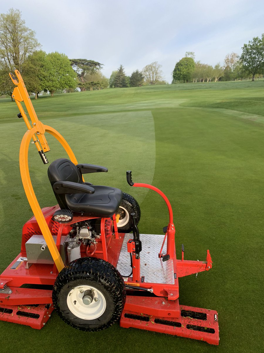 SW_GreenKeepers's tweet photo. A lovely morning out on the course, greens rolled and course set up done. https://t.co/0dG1NT95jy