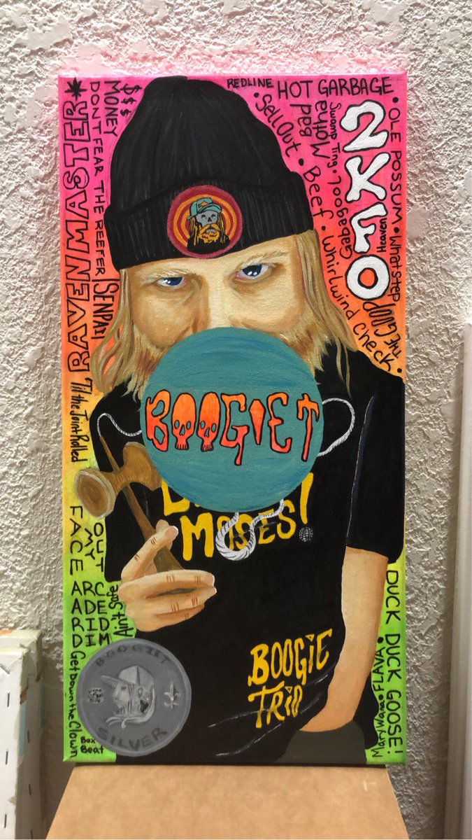 voeuvredesigns's tweet photo. “Boogie T”
March 7, 2023
Acrylic 🖌🎨🪙🧔🏼‍♂️
20”x10”
.
.
.
#BoogieT #Riddim
#EDM #FanArt 
#Neon #Shading
#FreeHand #Lines 
#Tones #Layers #Hues #Perspective
#Painting #Painter #Paints
#Acrylic #Color
#Art #Artsy #Artist
#NewArtSooon

Fan art for the One and Only @boogietmusic https://t.co/eHZYPr9YG1