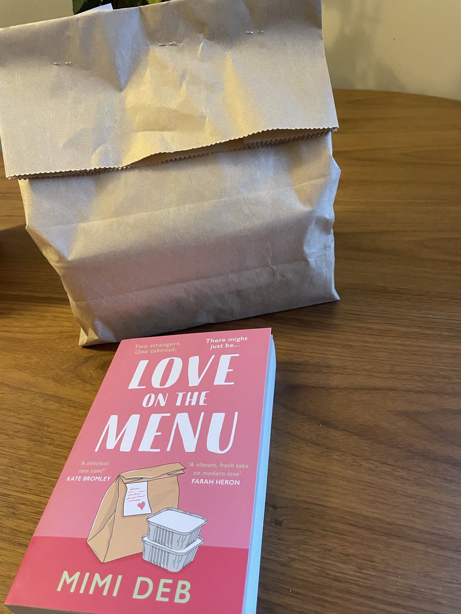For anyone spending the #Coronation weekend curled up with a book and, perhaps, a takeaway, fancy Love on the Menu? Two Strangers. One Takeout.💕🥡 Orders starting at only 99p! mybook.to/LoveOnTheMenu