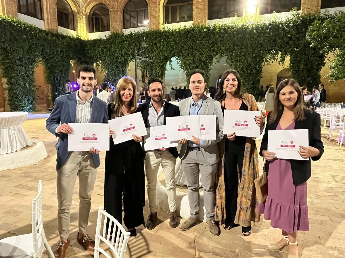 CardioHURS (@cardio_hurs) on Twitter photo Volvemos a casa tras unos días de intensa participación en el congreso de <a href="/SACardiologia/">SACardiología</a>, y con la 🧳 llena de premios🥇 <a href="/MPAOSS/">Manuel Pan</a> <a href="/MesaLola/">Lola mesa rubio</a>
✅ Becas de investigación
✅ Mejor artículo internacional y mejor artículo de resis
✅ Mejores comunicaciones de resis x2
✅ Mejor Residente Volvemos a casa tras unos días de intensa participación en el congreso de <a href="/SACardiologia/">SACardiología</a>, y con la 🧳 llena de premios🥇 <a href="/MPAOSS/">Manuel Pan</a> <a href="/MesaLola/">Lola mesa rubio</a>
✅ Becas de investigación
✅ Mejor artículo internacional y mejor artículo de resis
✅ Mejores comunicaciones de resis x2
✅ Mejor Residente