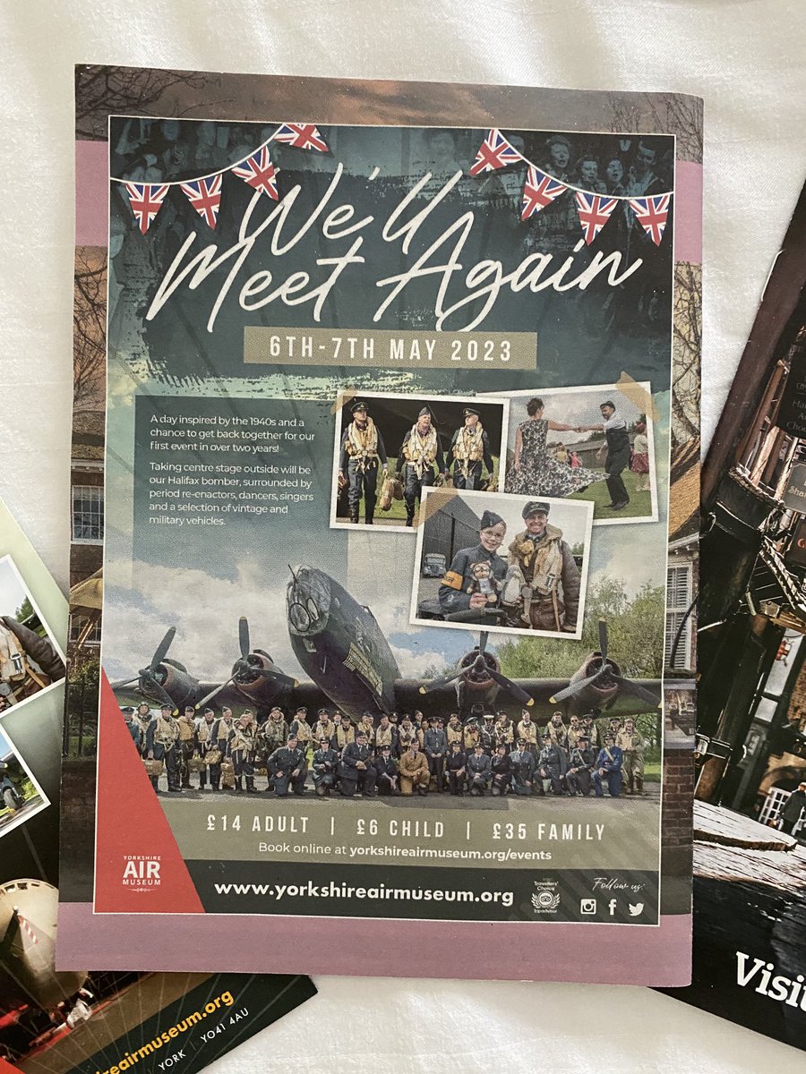 Bugger! If only done better research & booked another night could have gone to Elvington to watch Coronation with the Halifax & Dakota as a backdrop. #YorkshireAirMuseum