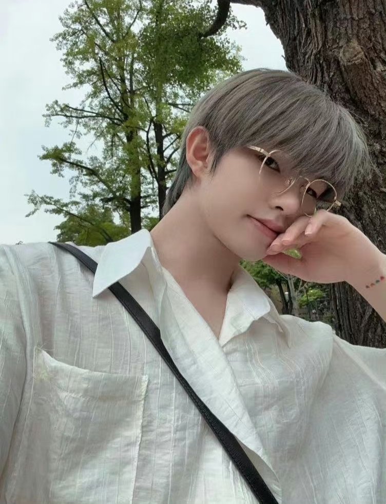Junliu_TH's tweet photo. — 𝟸𝟹.𝟶𝟻.𝟶𝟼 📷 | Weibo Post ① ꔛ 

" PLOG 🍯"

#JunLiu #LiuJun #刘隽 #หลิวจวิ้น https://t.co/IGnwmjYvBu