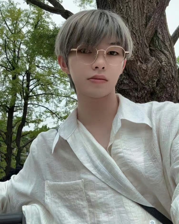 Junliu_TH's tweet photo. — 𝟸𝟹.𝟶𝟻.𝟶𝟼 📷 | Weibo Post ① ꔛ 

" PLOG 🍯"

#JunLiu #LiuJun #刘隽 #หลิวจวิ้น https://t.co/IGnwmjYvBu