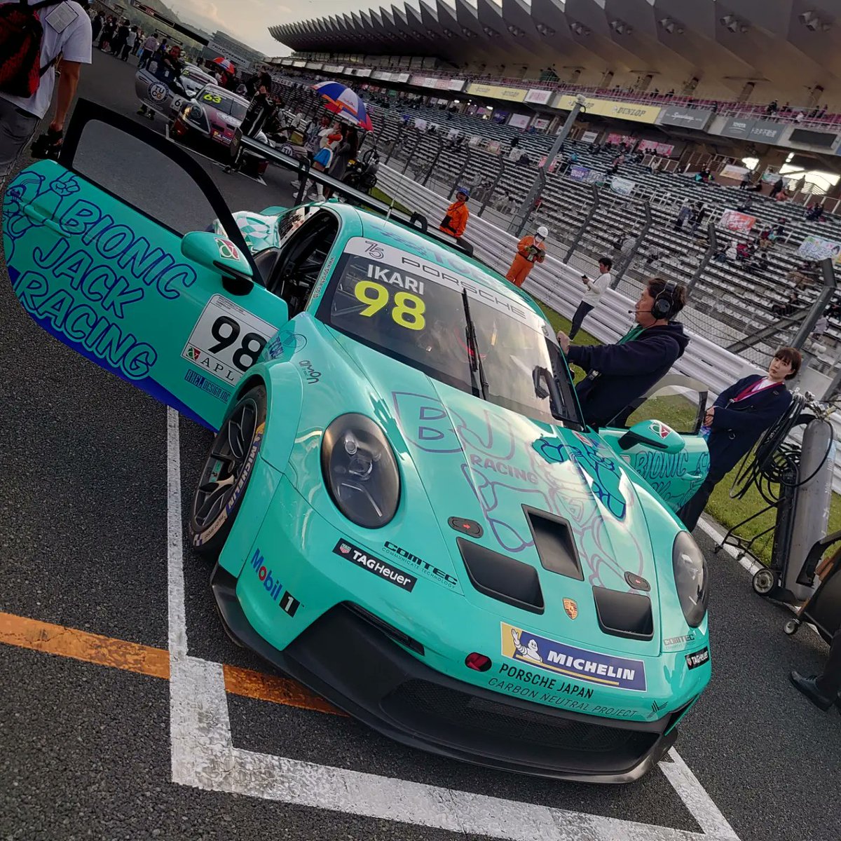 Meisterschaft20's tweet photo. SUPER GT FUJISPEEDWAY https://t.co/MIsV9SHDmZ