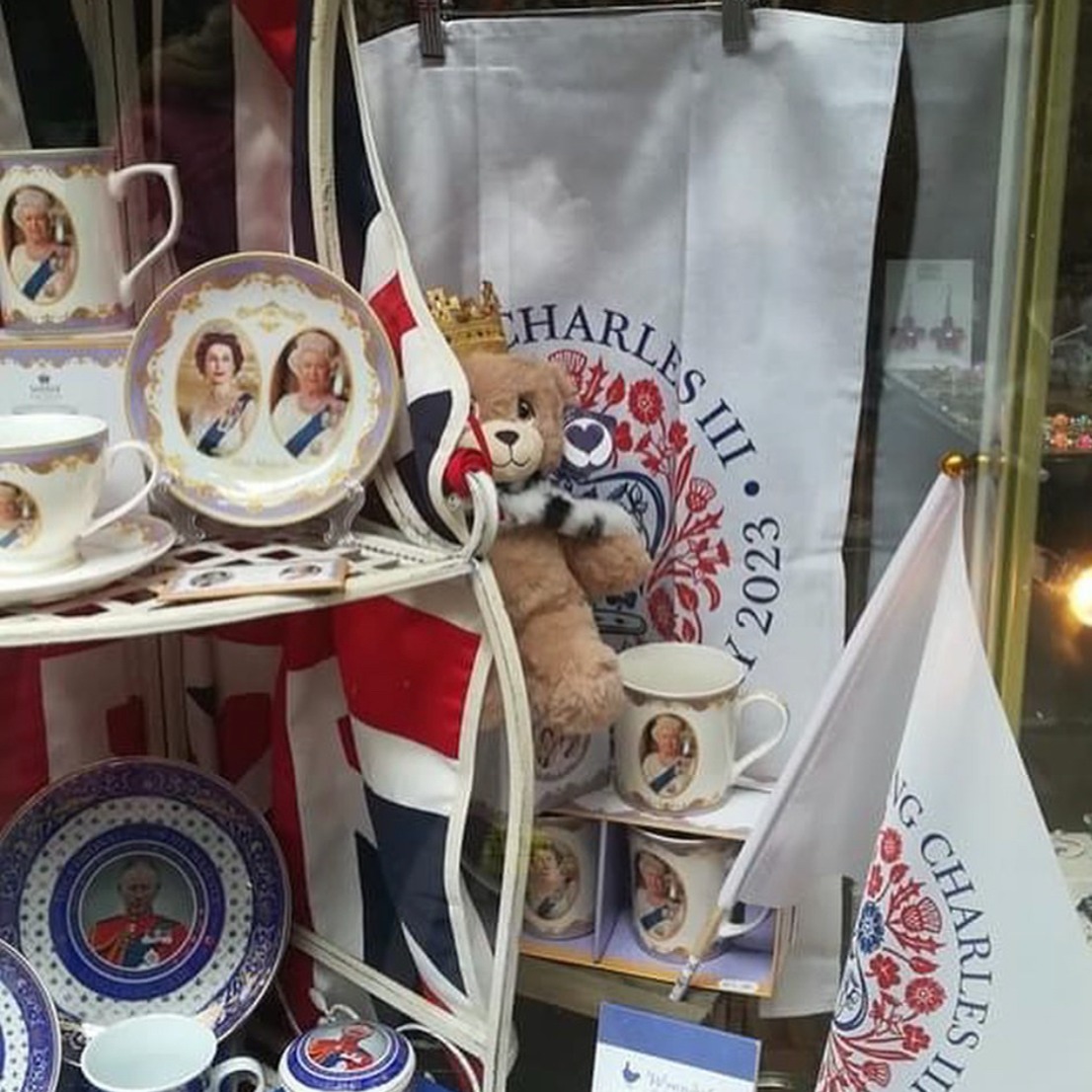 bedfordarcade's tweet photo. Happy Coronation Day! 👑 What are your plans for today?

We love the window display at Charisma Gift Shop - they've really gone all out 😍 https://t.co/FtxvPpUhAD