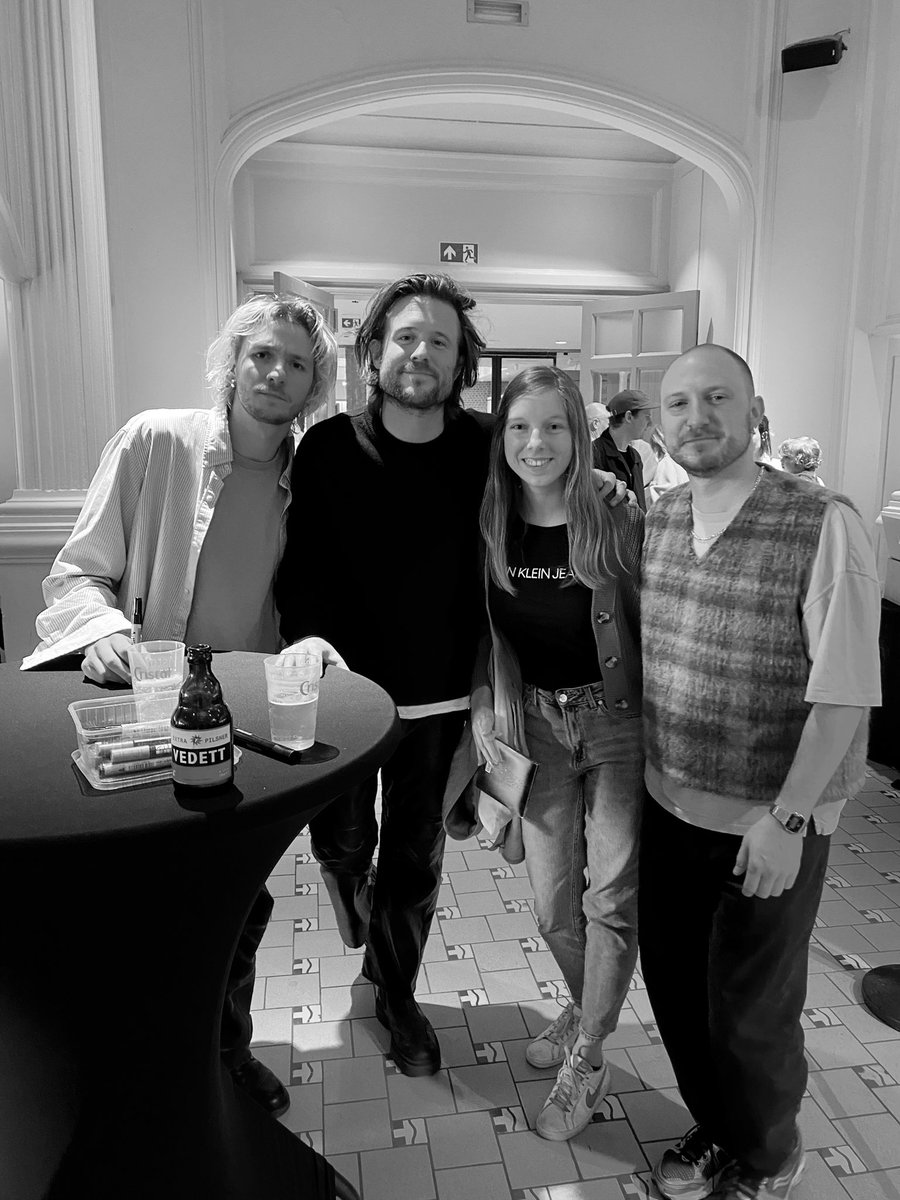 janaschoofs's tweet photo. 2 weeks ago 💗 #Bazart #StuBru https://t.co/wzCAsxlShn