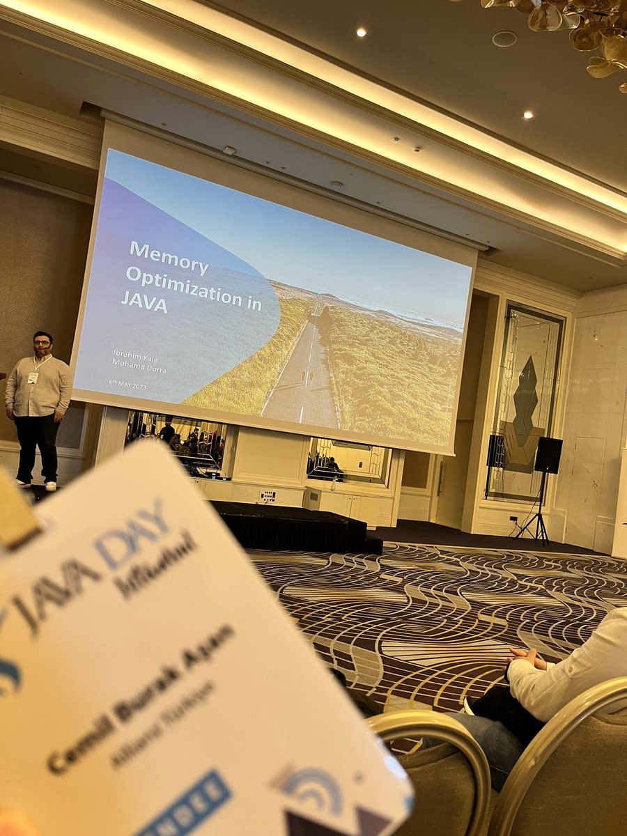 cburakasan's tweet image. JavaDay tüm hızıyla devam ediyor 🚀😀
#javadayistanbul