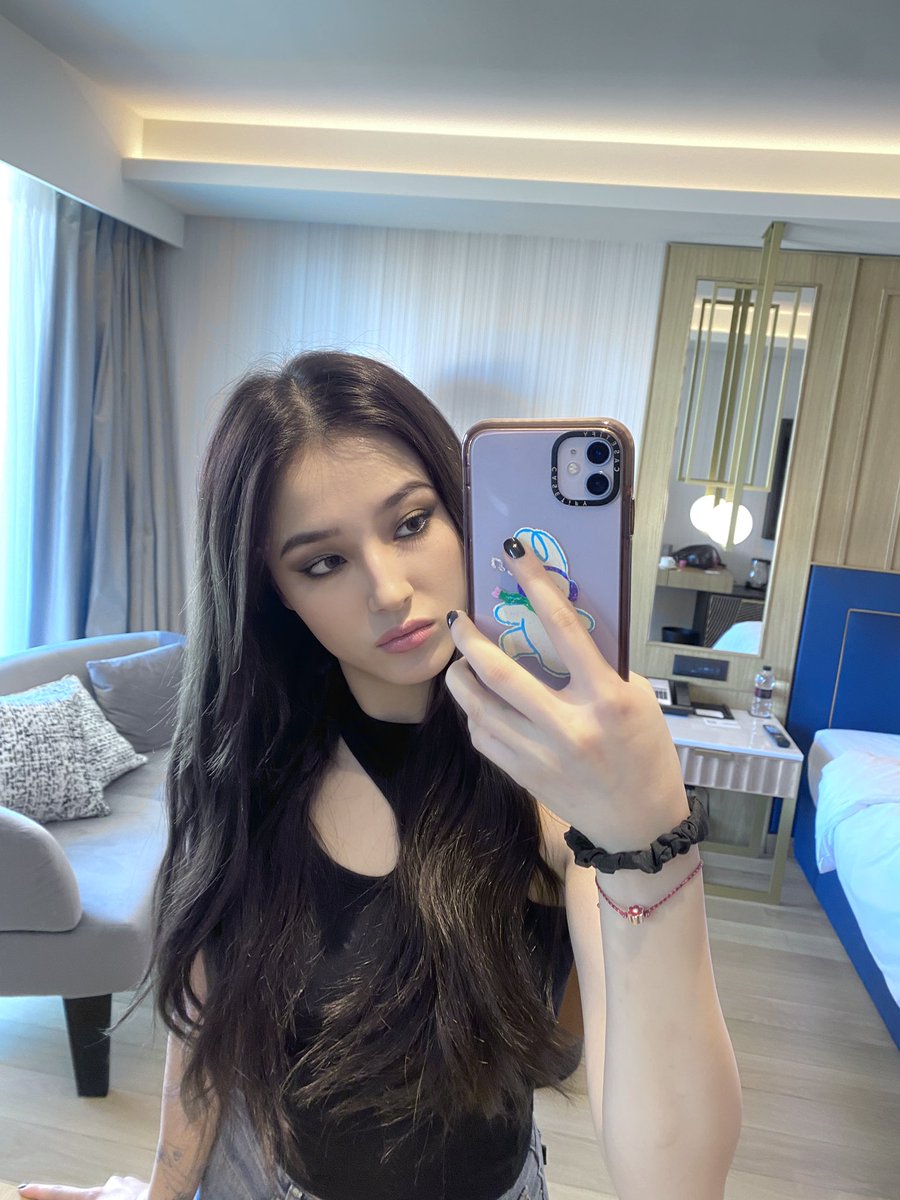 nancy__jewel's tweet photo. This is just for you guys🫣🖤 https://t.co/xBZcnpQKhG