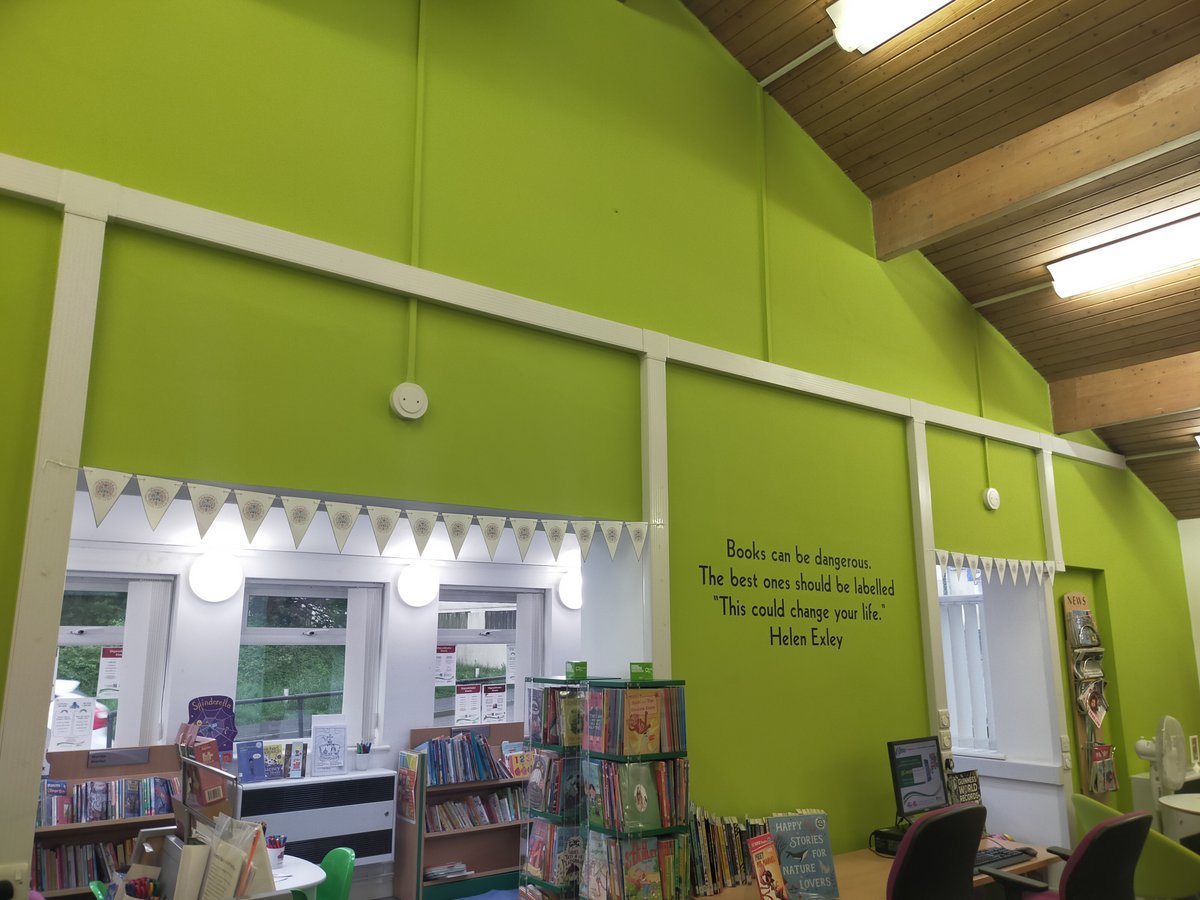 Nelson_Lib's tweet photo. Bore da! Mae'n Ddydd Sadwrn! Rydyn ni ar agor 9.30-1.00 heddiw!
Rydyn ni'n dathlu'r coroni! #Coroni #Gweithgareddau
Good morning! It’s Saturday! We're open 9.30-1.00 today!
We're celebrating the coronation!
#Coronation #Activities https://t.co/6ft3vxRH7i