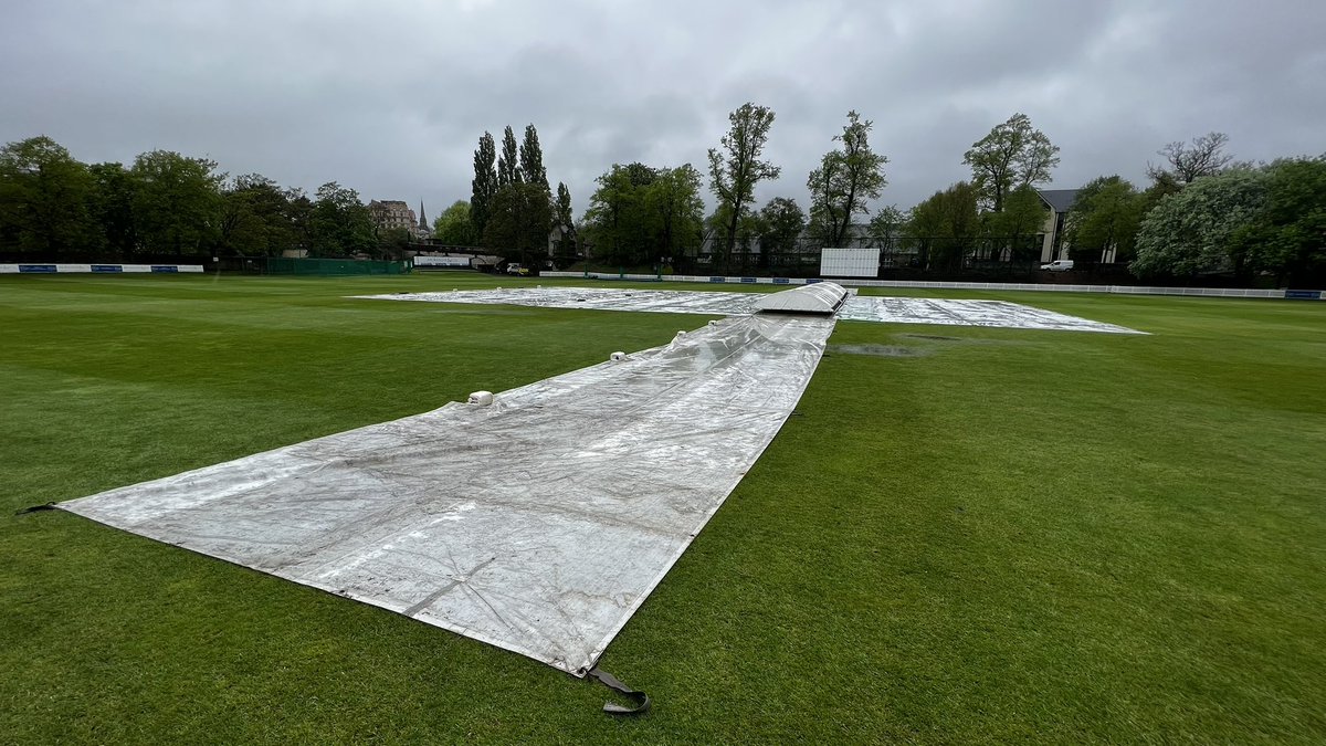 bathcricket's tweet photo. Underwater at North Parade #nocricket https://t.co/1bFqoF7b7M