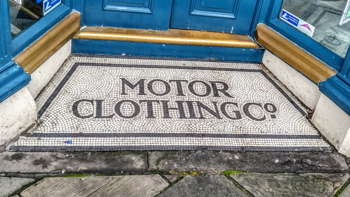 TreasureHuntBTH's tweet photo. Lovely old mosaic on the doorstep. One of #Bath's many hidden gems! #VisitBath

👇🏽 See this and more!
https://t.co/vpiPQNxeXa https://t.co/NdCS8PjKks