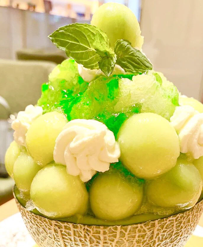 贅沢すぎる…！「まるごとメロンのかき氷」が美味しそうすぎてやばい