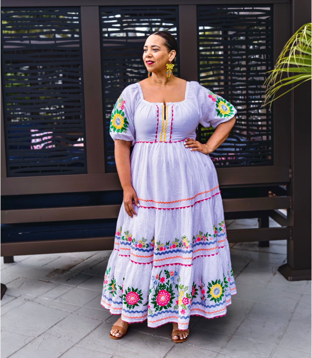 EstrellaFReport's tweet image. Look #6 of 8, countdown to my birthday 🎉🎂🥳 #countdowntomybirthday #maybaby @Dillards #rollerrabbit