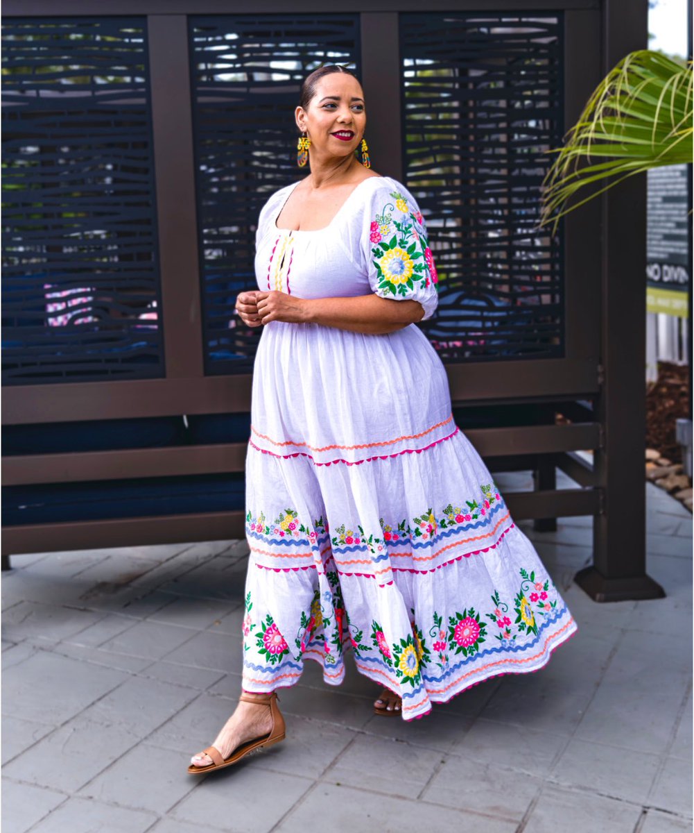 EstrellaFReport's tweet image. Look #6 of 8, countdown to my birthday 🎉🎂🥳 #countdowntomybirthday #maybaby @Dillards #rollerrabbit