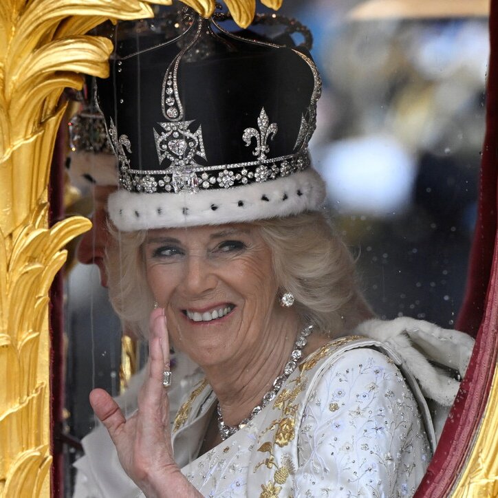 karlitos_x's tweet photo. Ora che #Camilla si รจ tolta lo sfizio, possiamo passare alla prossima regina?
#Coronation #QueenKate #Incoronazione https://t.co/1MVsxoe7yK