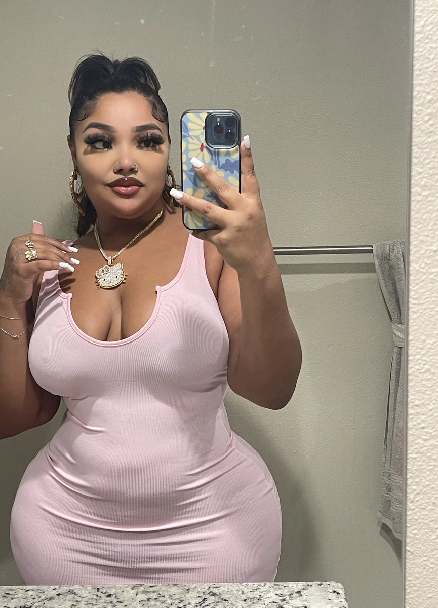 Dominicandubb on Twitter: "Pretty pink p*ssy."