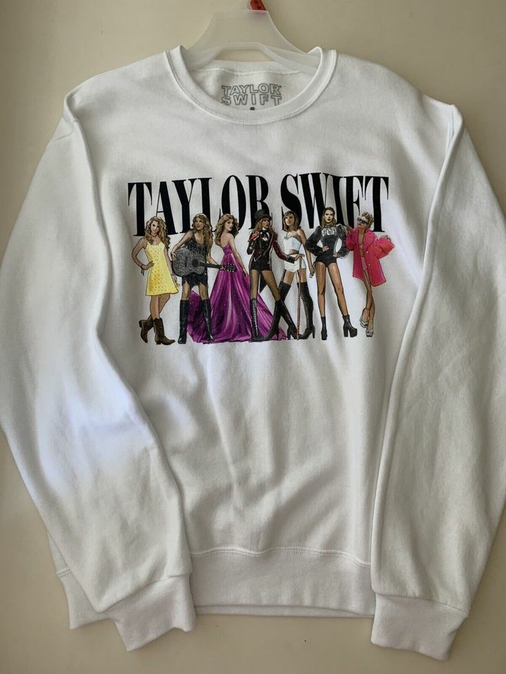 👕 TAYLOR SWIFT MERCH GIVEAWAY!! 👕

loving him was white midnight and we are never getting back together THE ERAS TOUR!!!

To enter rules:
- must be following
- rt/like turn on my notification 
- reply in when you're done

Ends on 21st May