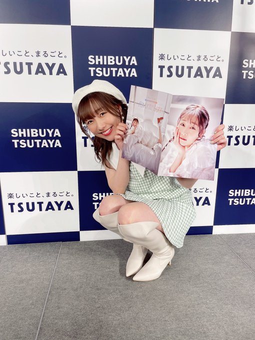須田亜香里、新作カレンダーでアメリカン・ファッションを体現