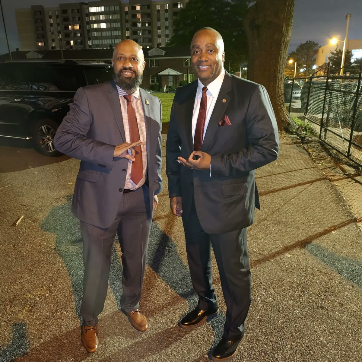 GtownNupes1911's tweet photo. GTAC got an opportunity to fellowship with the Brothers of Memphis Alumni Chapter at their Monthly Business Meeting. We were honored to be in the presence of our presumed next Grand Polemarch Brother Jimmy McMikle (Current Sr. Grand Vice-Polemarch).
#backtothebond #OneKappa https://t.co/Lu0fJdSgNd