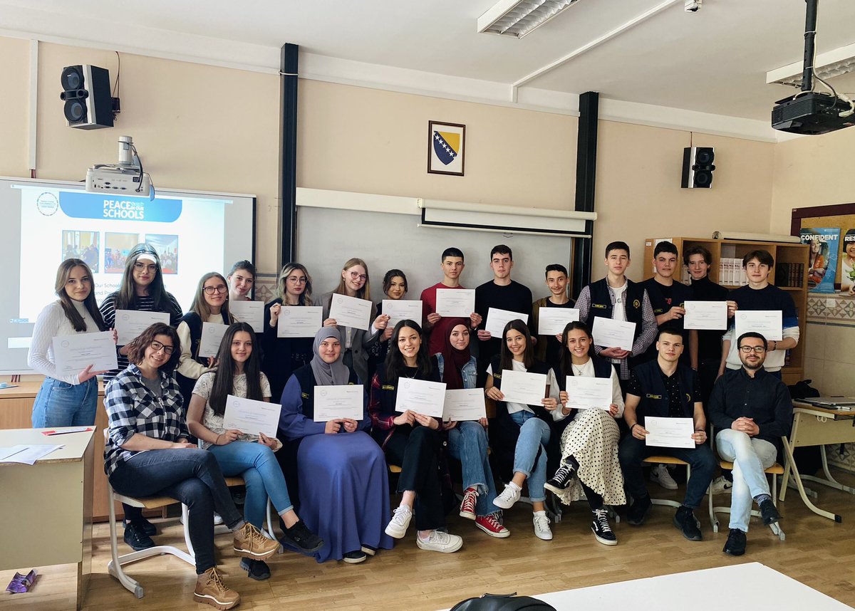 RamizBakhtiar's tweet photo. Happy to announce the successful completion of our peacebuilding and conflict resolution workshops in Bosnia, in partnership with the Peace Education Hub at the University of Sarajevo and First Bosniak Gymnasium High School.
#Peacebuilding #ConflictResolution #interfaithDialogue. https://t.co/ukysU7v9Gn