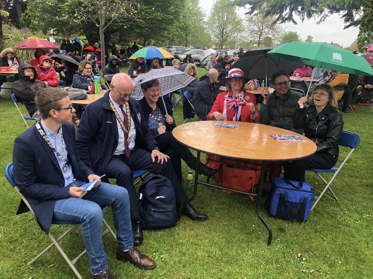 Matthew Critchell (@mattc_echo) on Twitter photo #Southend Priory Park has a wonderful live band with <a href="/Anna_Firth/">Anna Firth</a> and <a href="/SouthendCityC/">Southend-on-Sea City Council</a> #Southend Priory Park has a wonderful live band with <a href="/Anna_Firth/">Anna Firth</a> and <a href="/SouthendCityC/">Southend-on-Sea City Council</a>