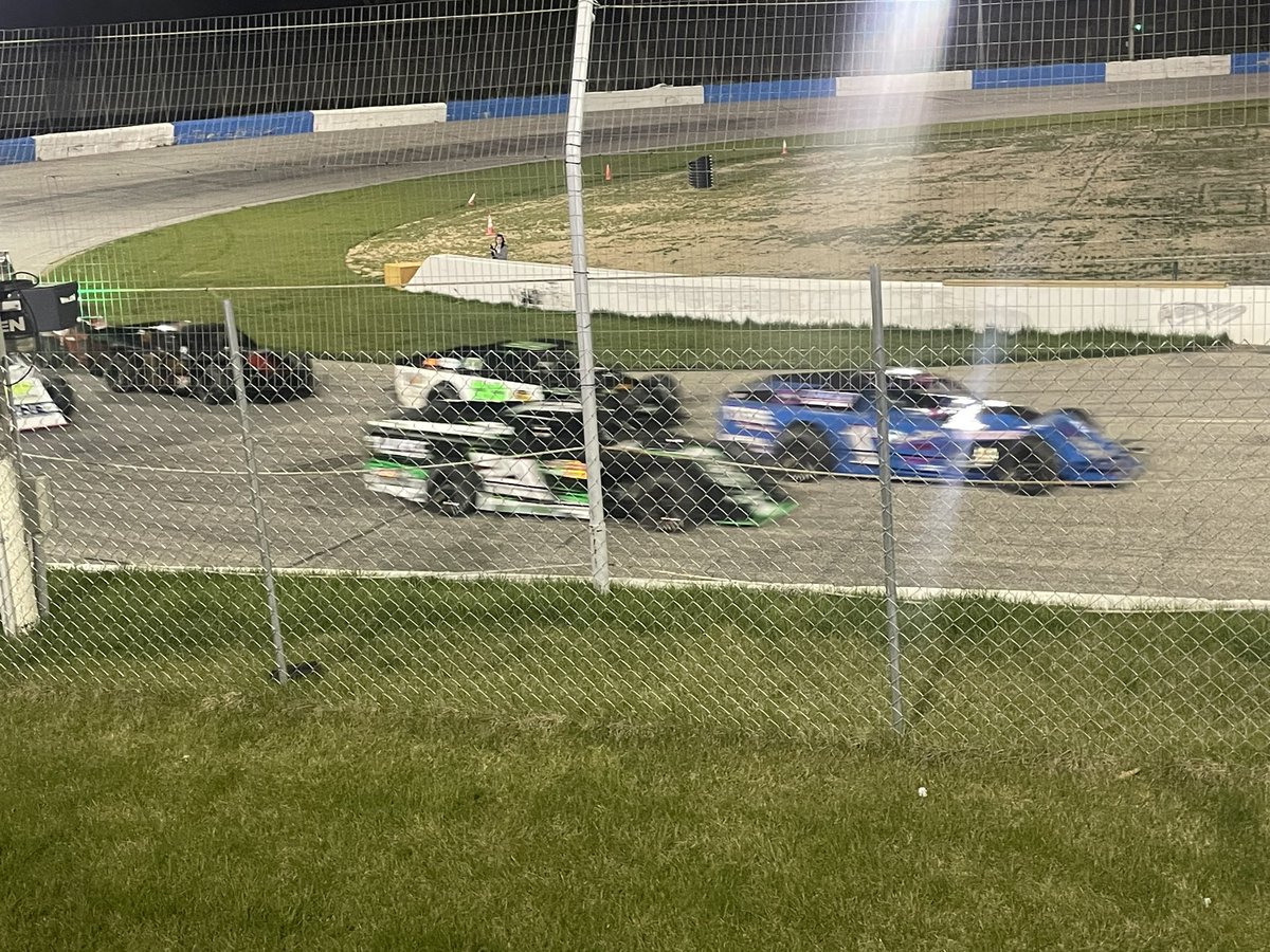 stephokeefe1's tweet image. Racing season has officially started! Last night @PlymouthSpeed this evening  South Bend Motor Speedway. Man I have missed that smell! #SupportLocalTracks