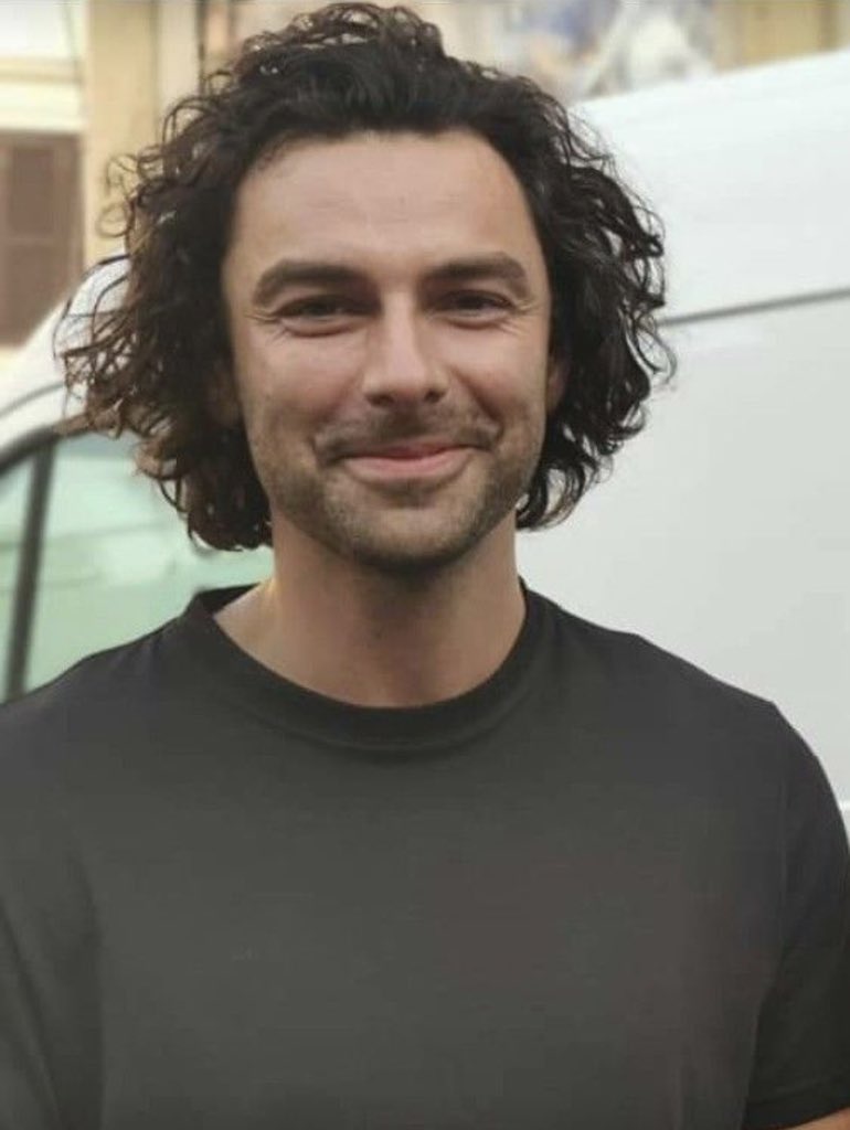 #StubbleSaturday. Hope everyone is having a lovely day💕. #AidanTurner #AidanCrew (Photo credit to owner).