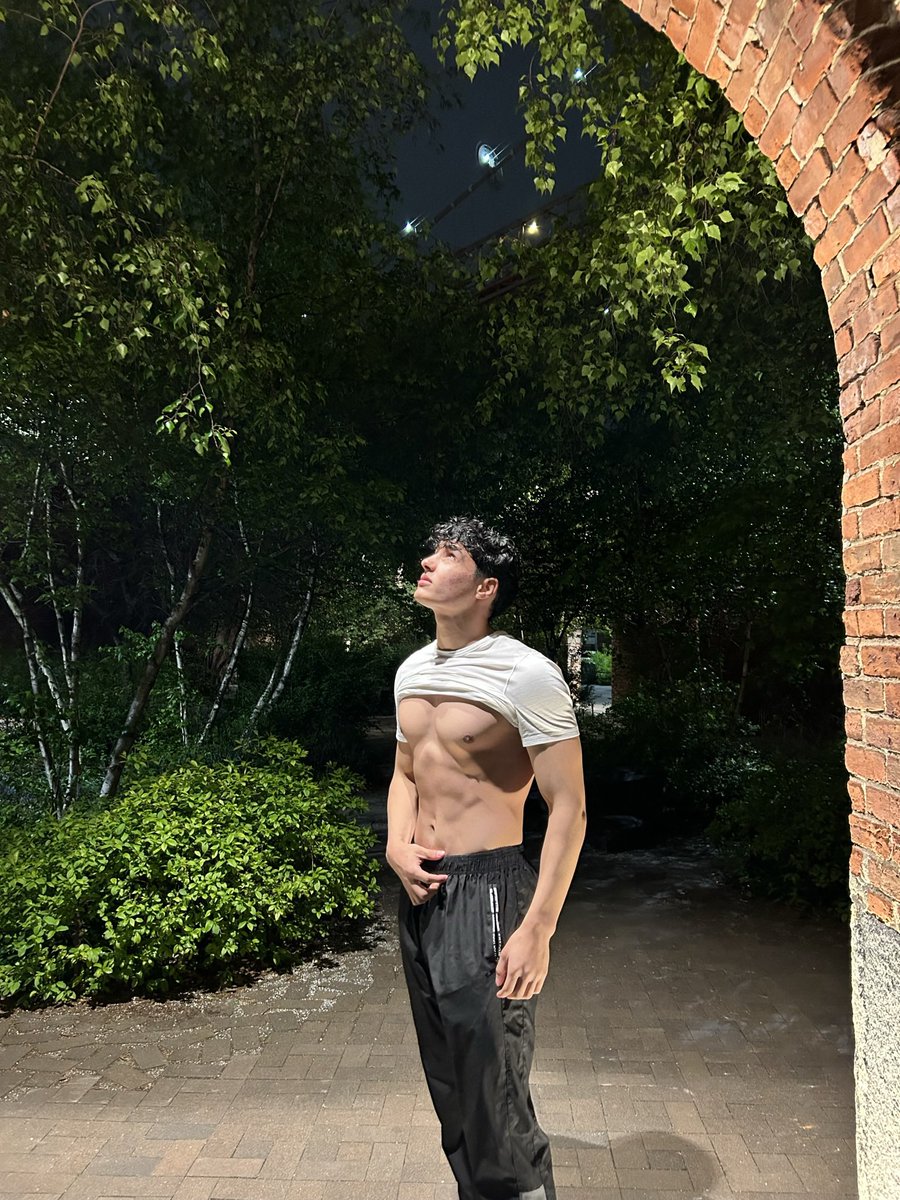 prettyboy (@prettyboy40846) / Posts / X