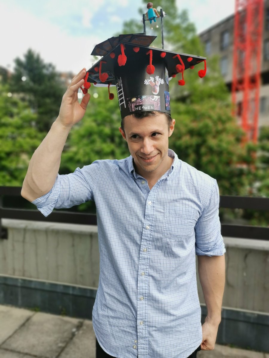 🎊 Another graduate in the UP group: Urs Hofmann, working on shelled pteropods and their response to acidity and temperature. Check out the very cool model he developed: sciencedirect.com/science/articl…