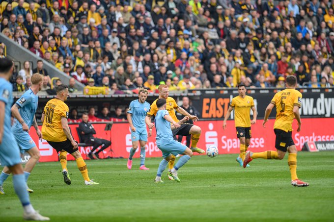 That was just great! 🤩 Dynamo beats SV Wehen Wiesbaden 3: 1 (1: 1) on ...