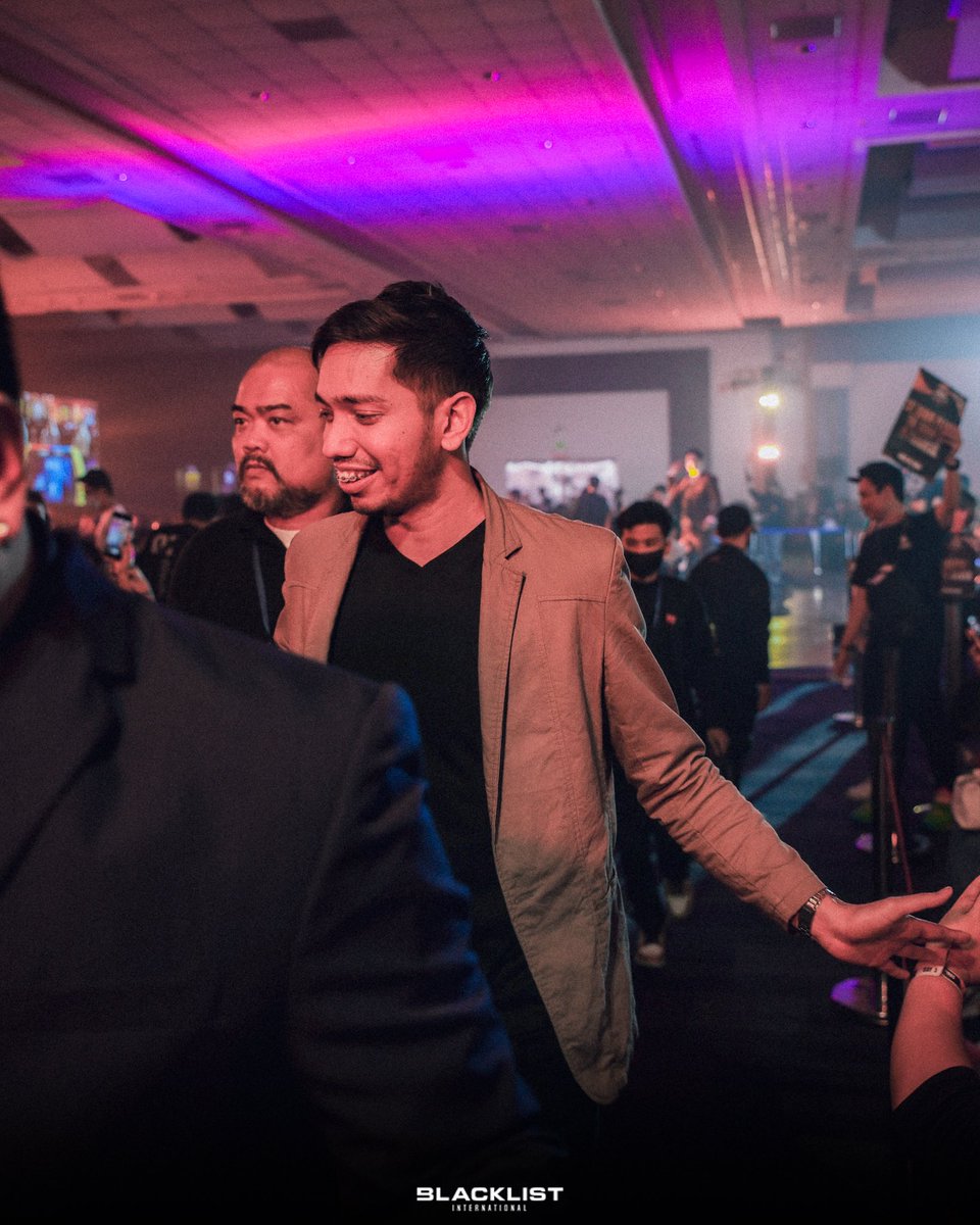 BLACKLISTINTL's tweet photo. We wouldn't be here without you.

The masterminds behind the success, who strategize every draft and draw up every play. We owe our success to you 🙌

Thank you, Master the Basics, DEX STAR, and Calad!

#BreakTheCode | #MPLPH https://t.co/Y0Wi5gcu0p