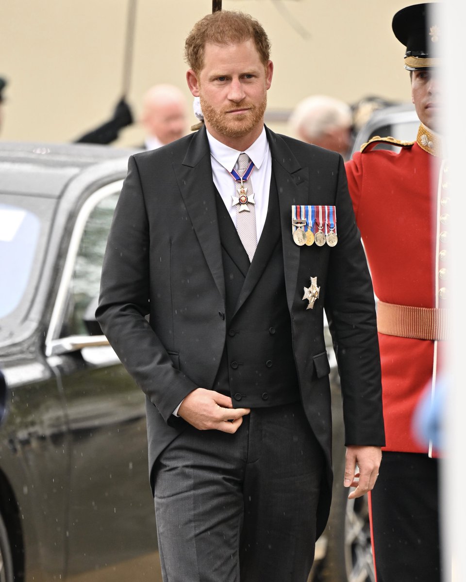 Tailoring fit for royalty.

Dior is honored to have dressed Prince Harry, Duke of Sussex, for the coronation of King Charles III in a custom design by Kim Jones. Seen arriving at Westminster Abbey, gain an insight into the savoir-faire of his three-piece suit next.