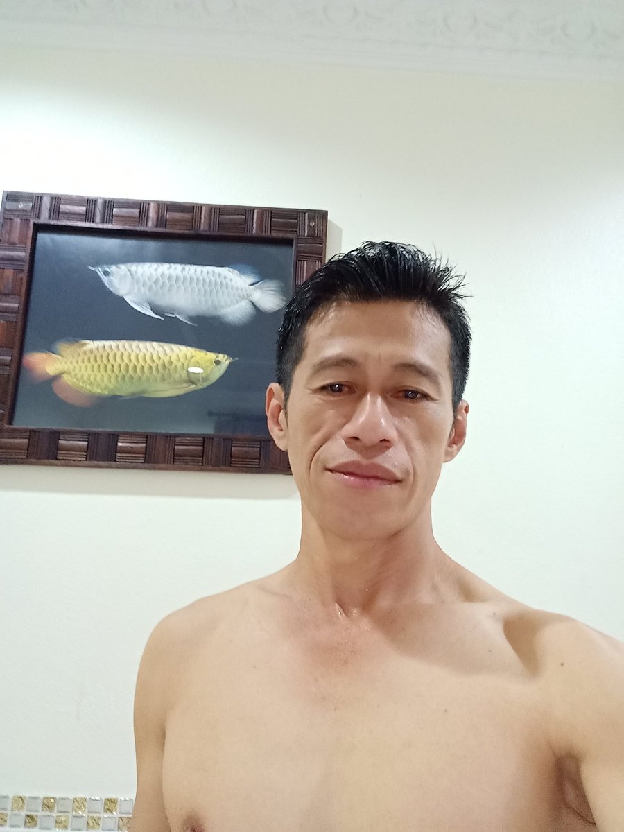 xphi_rik's tweet photo. จะดูไร  ก็ว่ามา  นอกยันใน
555 https://t.co/ZQ5mZt3vP5