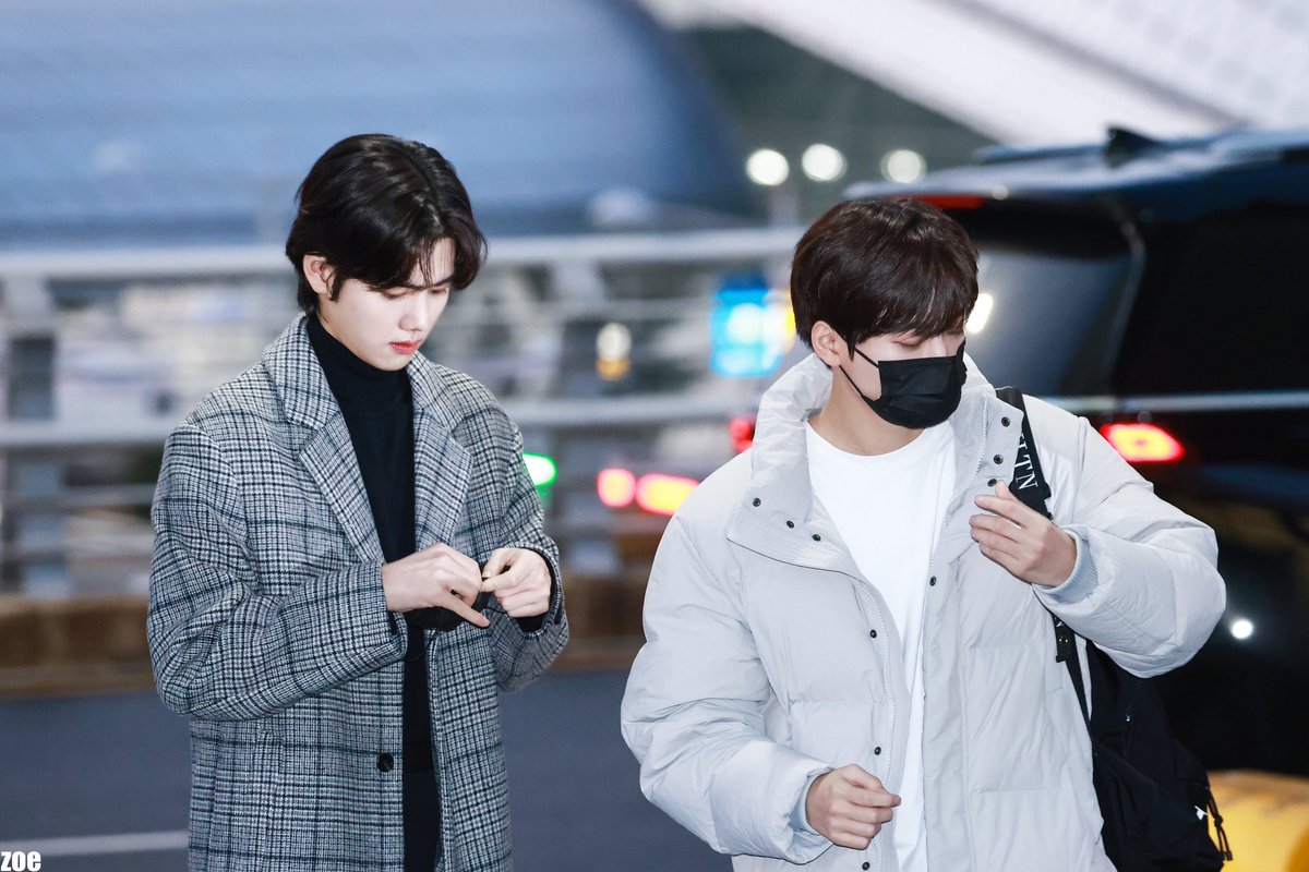 zzoe_e9's tweet photo. 221209
#CRAVITY #정모 #민희 https://t.co/xvbqYHfhj7